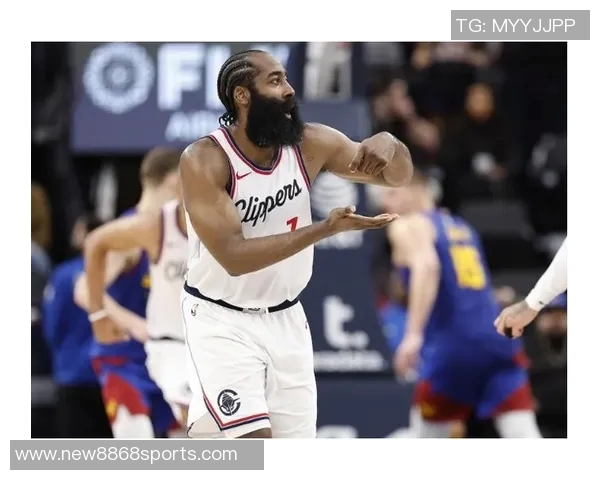 哈登强调主场优势期待后续比赛抓住机会争取胜利