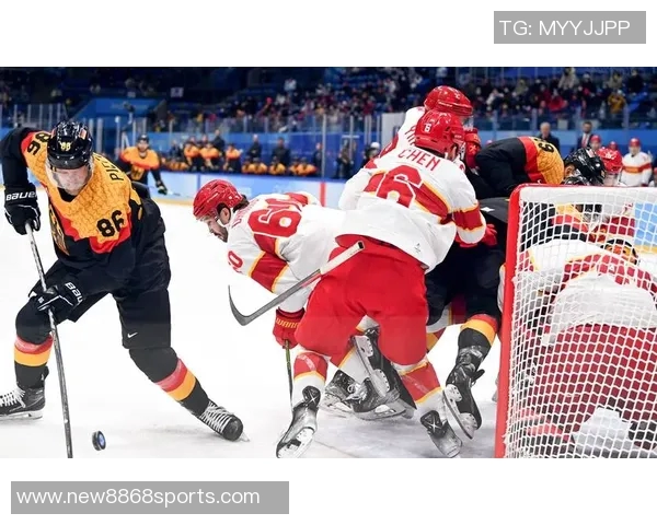 穆勒分享冰球比赛观赛照片感谢好友邀请丰富业余生活